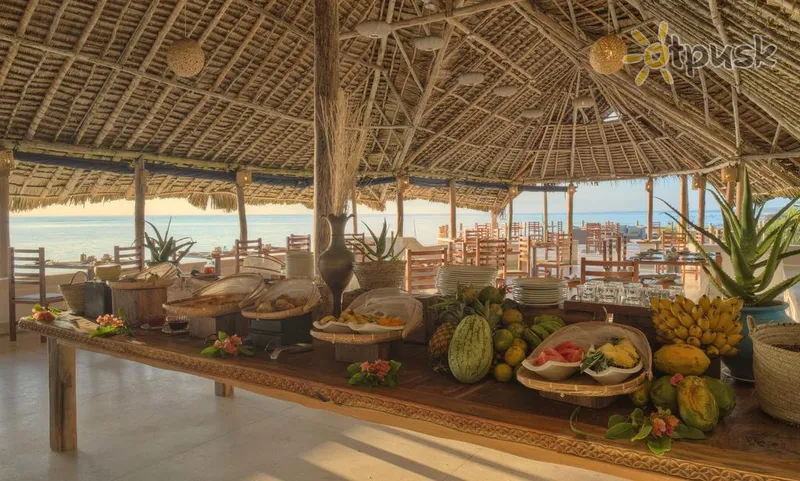 Фото отеля Matemwe Lodge Zanzibar 4* Матемве Танзания бары и рестораны
