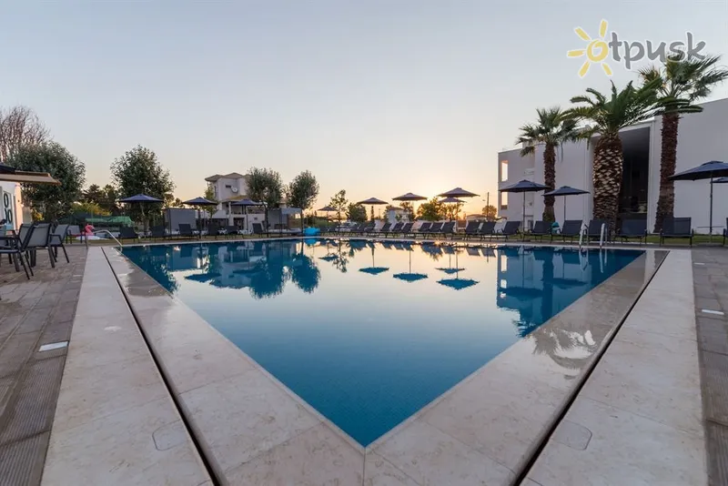 Фото отеля Mythic Summer Hotel 4* Pieria Grieķija ārpuse un baseini