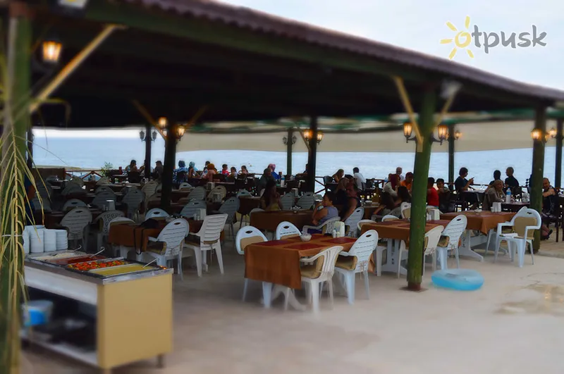 Фото отеля Ugur Hotel Beach 3* Kemeras Turkija barai ir restoranai