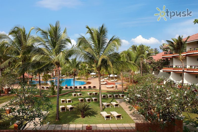 Фото отеля Caravela Beach Resort 5* Южный Гоа Индия экстерьер и бассейны