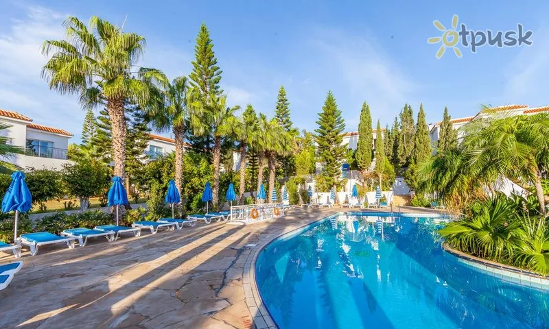 Фото отеля Andreotis Hotel & Apartments 3* Протарас Кипр экстерьер и бассейны