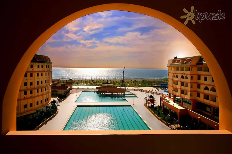 Фото отеля Bayar Family Resort Hotel & Spa 5* Alanja Turcija ārpuse un baseini