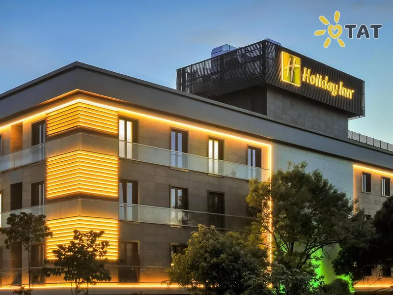 Фото отеля Holiday Inn Istanbul Kadikoy 4* Stambula Turcija ārpuse un baseini