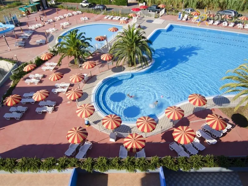 Фото отеля Ai Pozzi Village Resort Spa 4* Лигурийское побережье Италия экстерьер и бассейны