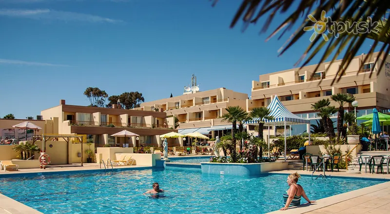Фото отеля Baia Cristal Beach & Spa Resort 4* Алгарве Португалия экстерьер и бассейны
