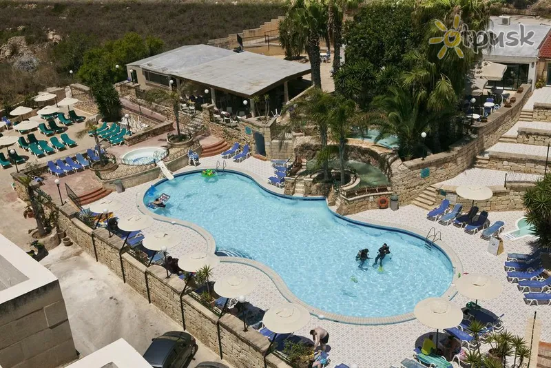 Фото отеля Porto Azzurro Aparthotel 3* Сан Паула Бей Мальта екстер'єр та басейни