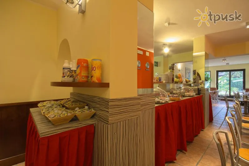 Фото отеля Le Palme 3* Ezers Maggiore Itālija bāri un restorāni