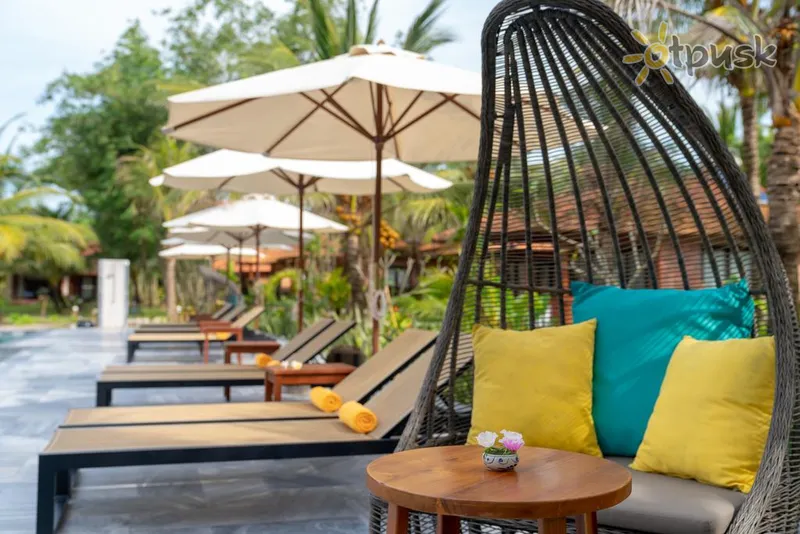 Фото отеля Thanh Kieu Beach Resort 3* о. Фукуок Вьетнам экстерьер и бассейны
