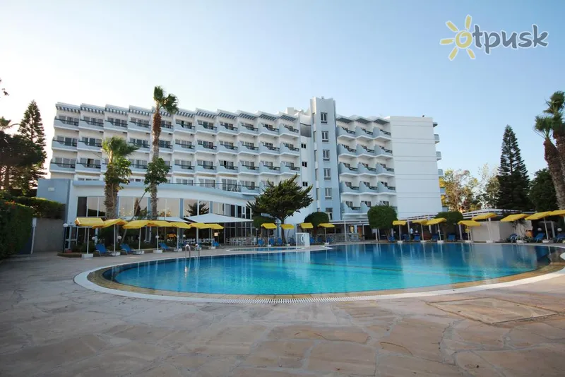 Фото отеля Papouis Protaras Hotel 4* Protaras Kipra ārpuse un baseini