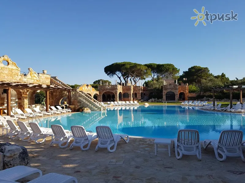 Фото отеля Tenute Al Bano Carrisi 4* Бріндізі Італія екстер'єр та басейни