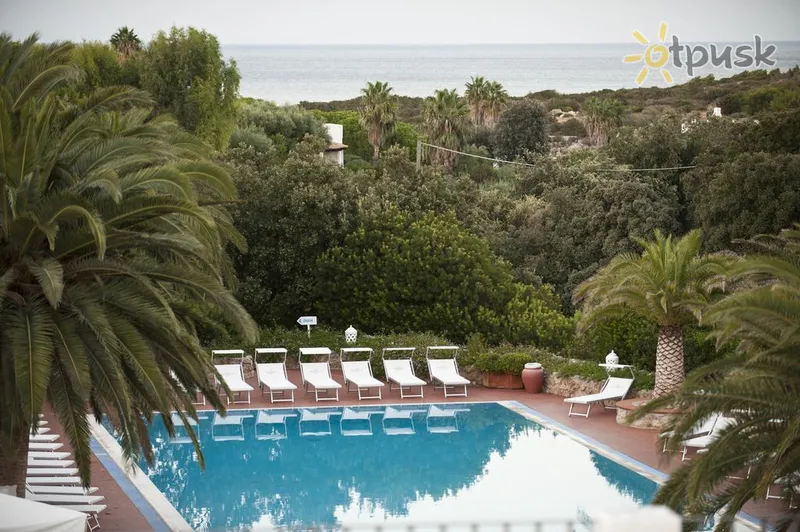 Фото отеля Ostuni Rosa Marina Resort 4* Бріндізі Італія екстер'єр та басейни