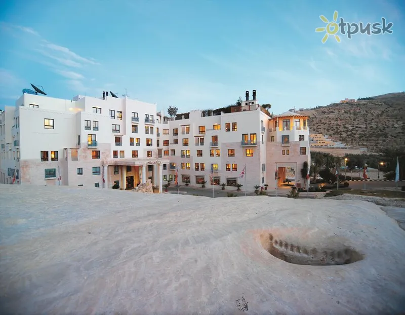 Фото отеля Movenpick Resort Petra 5* Petra Jordānija ārpuse un baseini
