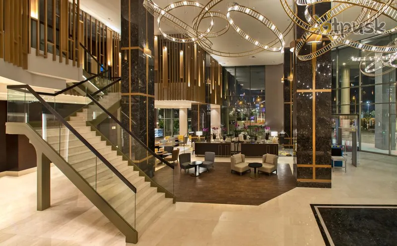 Фото отеля Hilton Istanbul Bakirkoy 5* Stambula Turcija vestibils un interjers
