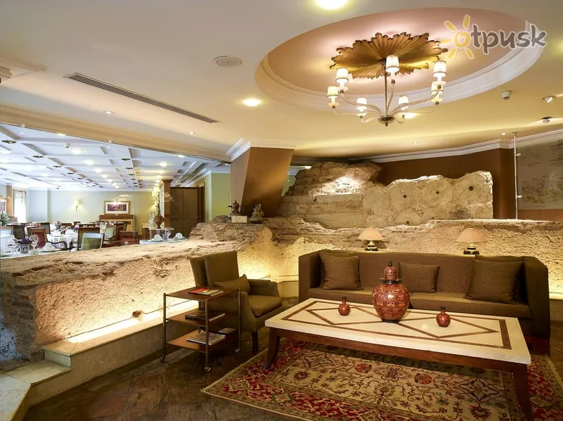 Фото отеля Eresin Hotels Sultanahmet 5* Стамбул Туреччина лобі та інтер'єр