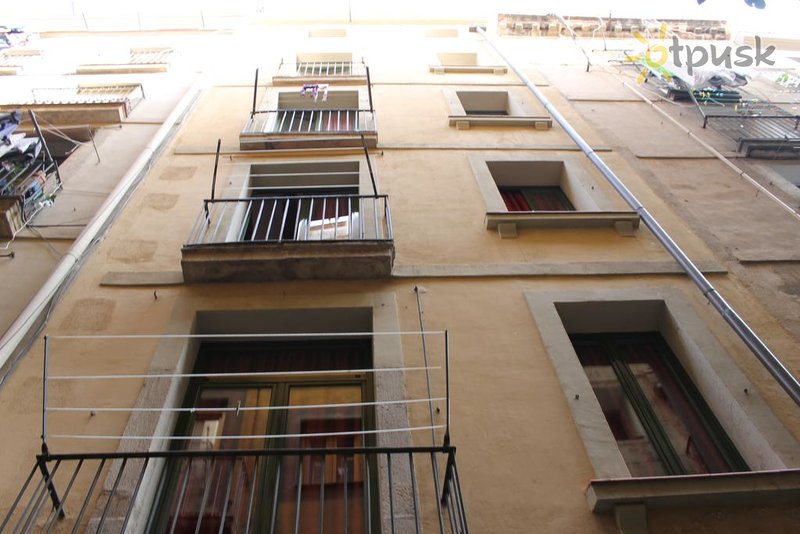 Фото отеля Ciutat Vella Apartments 3* Барселона Испания экстерьер и бассейны