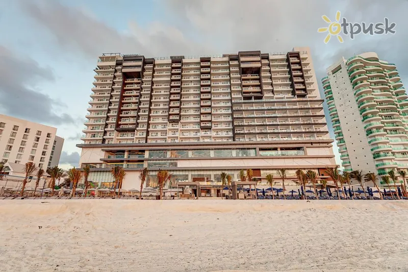 Фото отеля Royalton CHIC Cancun, An Autograph Collection All-Inclusive Resort 5* Канкун Мексика екстер'єр та басейни