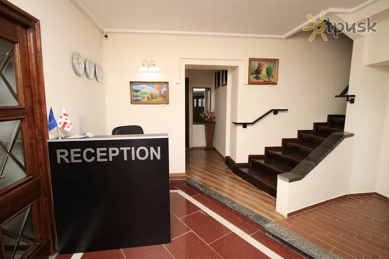 Фото отеля Tiflis House 3* Tbilisis Gruzija fojė ir interjeras