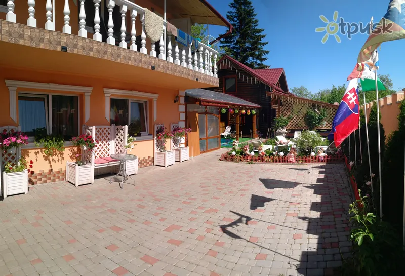 Фото отеля Magnat Villa 2* Berehove Ukraina – Karpatai išorė ir baseinai