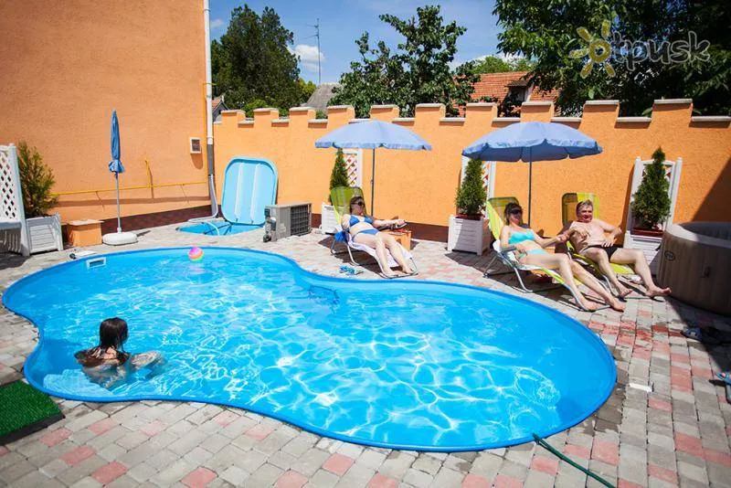 Фото отеля Magnat Villa 2* Berehove Ukraina - Karpati ārpuse un baseini