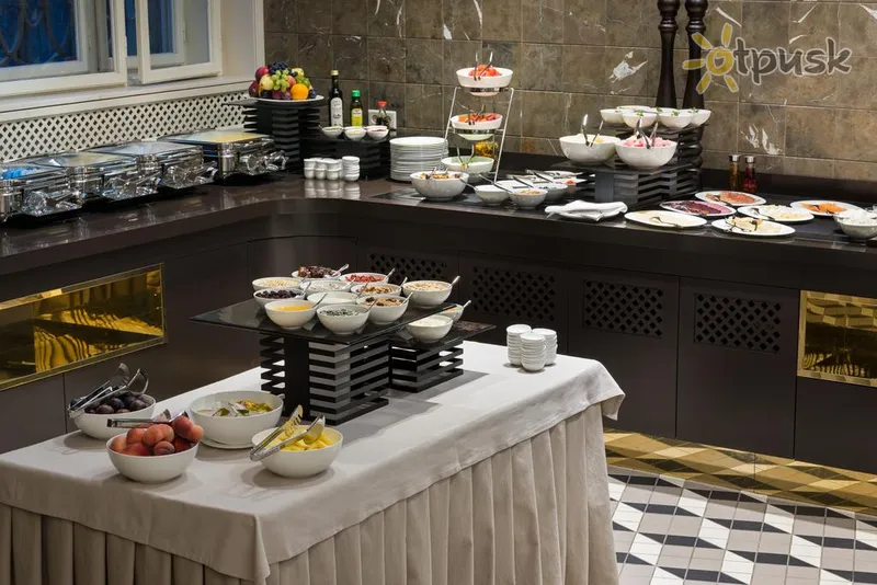 Фото отеля Bankhotel 5* Ļvova Ukraina bāri un restorāni