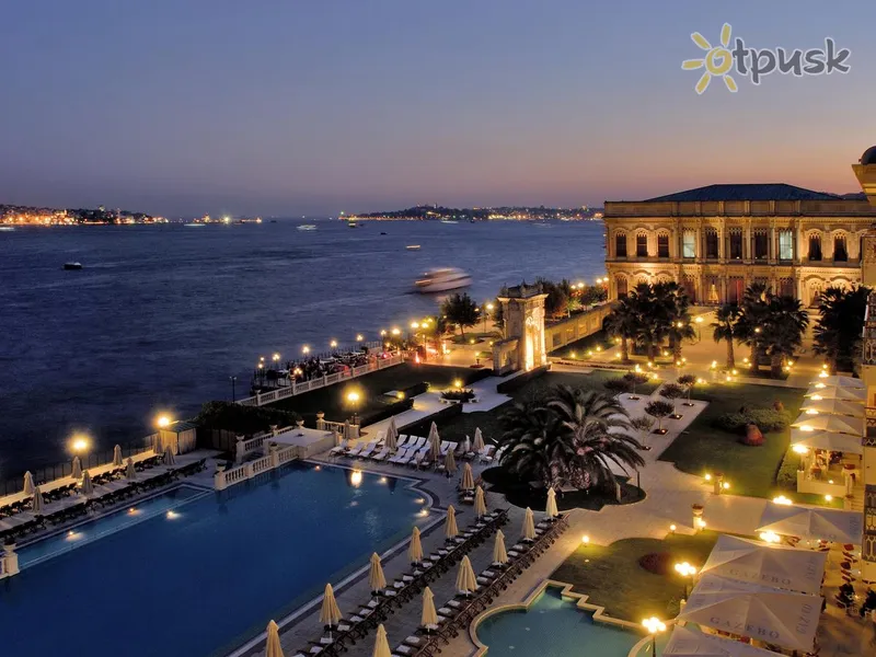 Фото отеля Ciragan Palace Kempinski Istanbul 5* Стамбул Турция экстерьер и бассейны