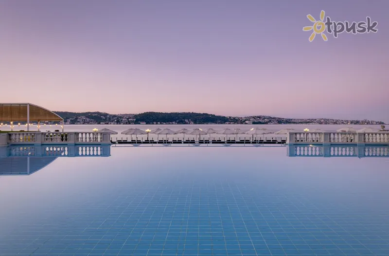 Фото отеля Ciragan Palace Kempinski Istanbul 5* Stambulas Turkija išorė ir baseinai
