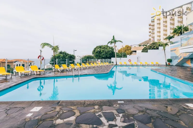 Фото отеля Muthu Raga Madeira Hotel 4* о. Мадейра Португалия экстерьер и бассейны