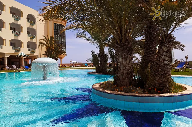 Фото отеля Mehari Hammamet Hotel 5* Hammamets Tunisija ārpuse un baseini