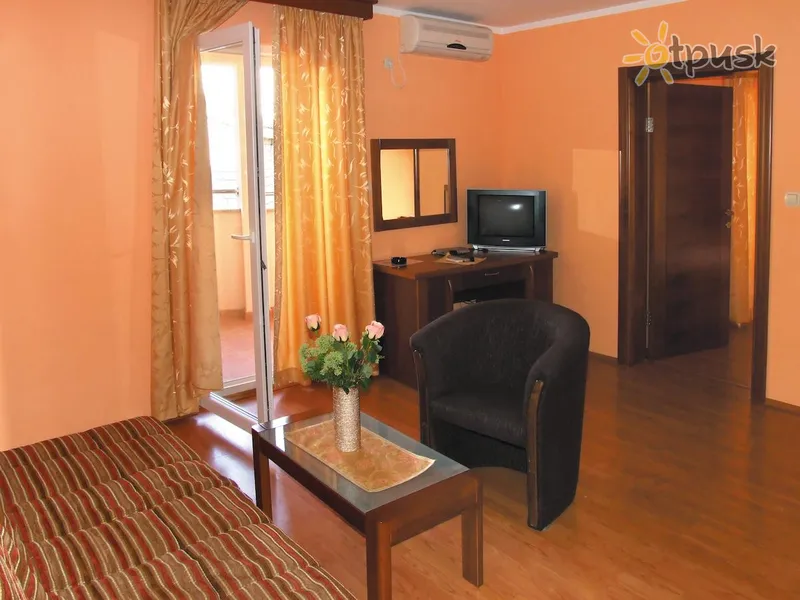 Фото отеля Oaza Rooms 3* Petrovac Juodkalnija kambariai