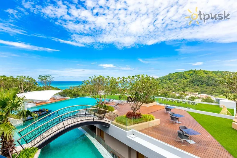 Фото отеля Crest Resort & Pool Villas 5* о. Пхукет Таиланд экстерьер и бассейны