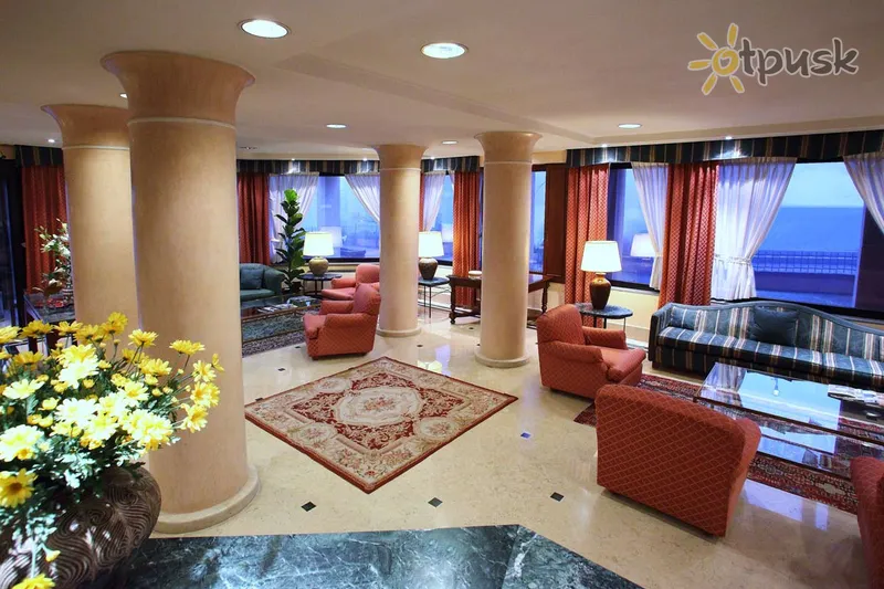 Фото отеля Cyrano Hotel 4* Milāna Itālija vestibils un interjers