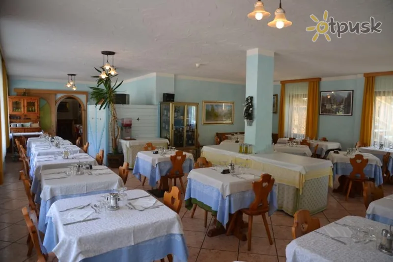 Фото отеля Alpenrose 3* Валь Ді Фасса Італія бари та ресторани