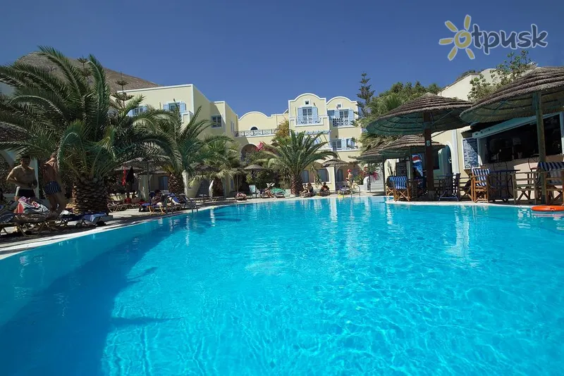 Фото отеля Zephyros 3* о. Санторіні Греція екстер'єр та басейни