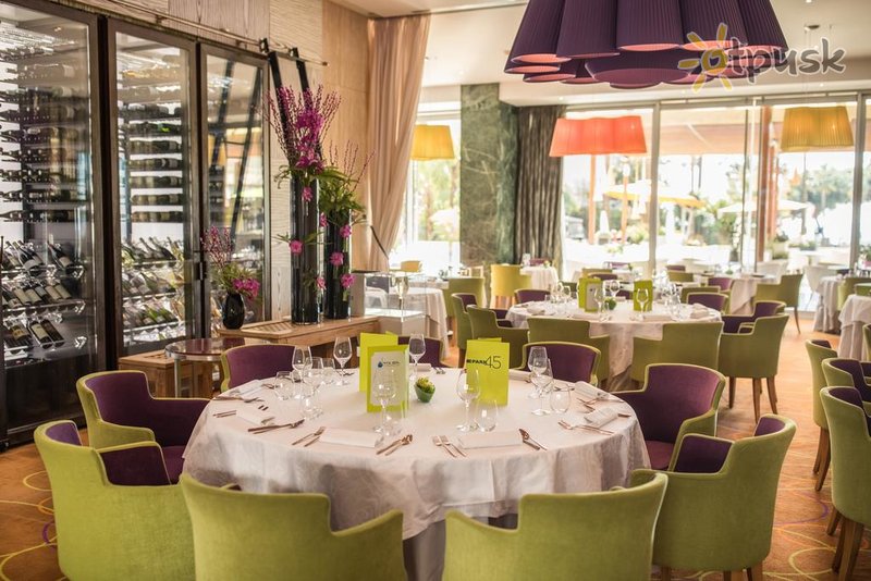 Фото отеля Le Grand Hotel Cannes 5* Канны Франция бары и рестораны