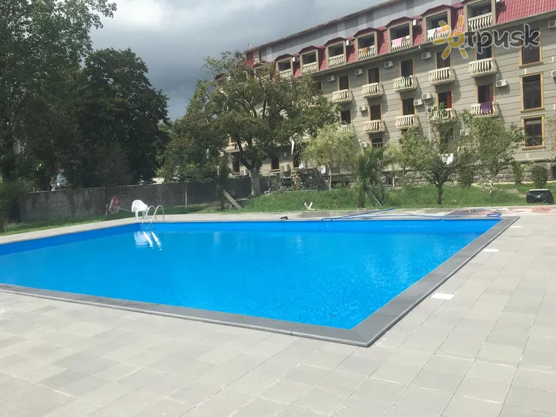 Фото отеля Sunrise Hotel 3* Kobuleti Gruzija išorė ir baseinai