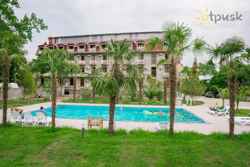 Фото отеля Sunrise Hotel 3* Кобулеті Грузія екстер'єр та басейни