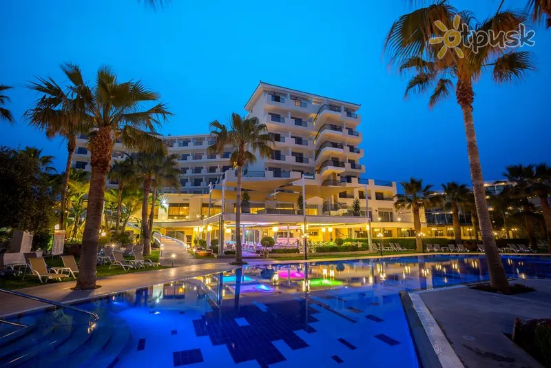 Фото отеля Aquamare Beach Hotel & Spa 4* Patoss Kipra ārpuse un baseini