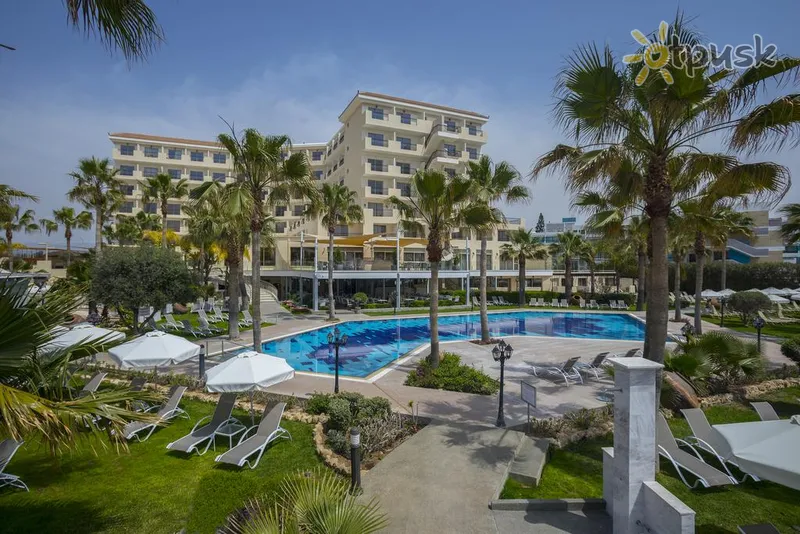 Фото отеля Aquamare Beach Hotel & Spa 4* Пафос Кіпр екстер'єр та басейни