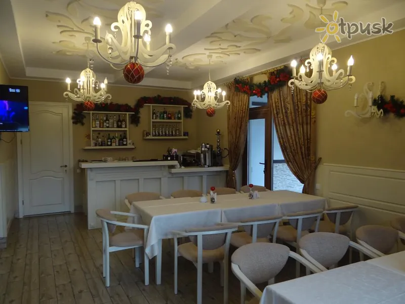 Фото отеля Villa Provans 2* Татаров Украина - Карпаты бары и рестораны