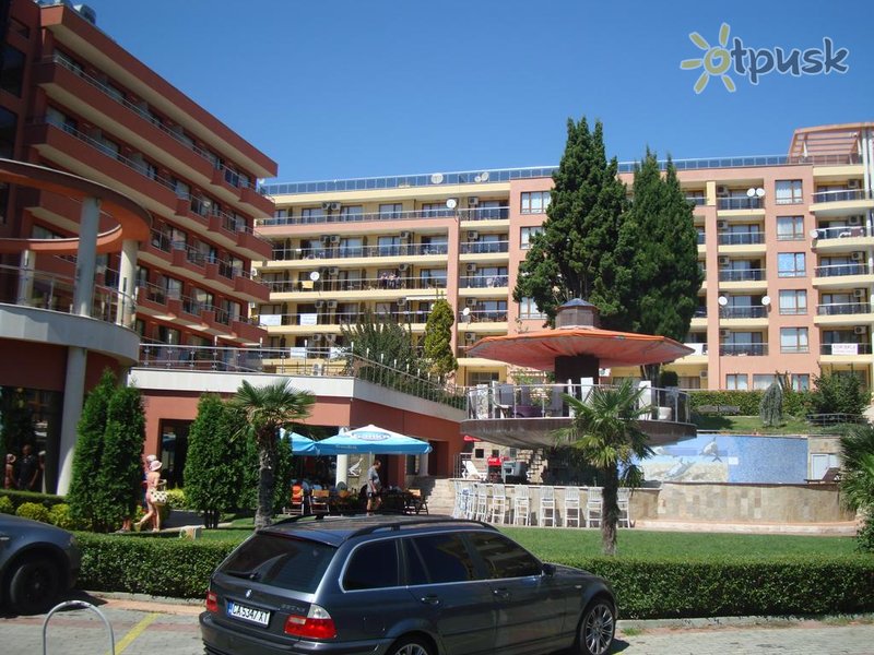 Фото отеля Panorama Beach Apartments 4* Несебр Болгария экстерьер и бассейны