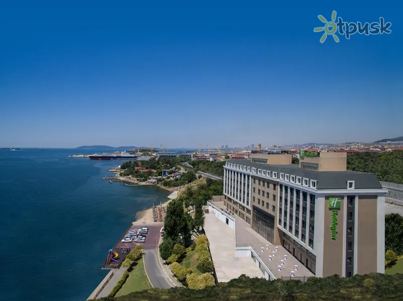 Фото отеля Holiday Inn Istanbul Tuzla Bay 4* Стамбул Турция экстерьер и бассейны