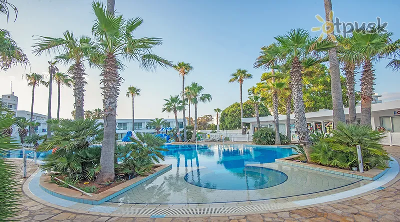 Фото отеля The Dome Beach Hotel 4* Aija Napa Kipra ārpuse un baseini