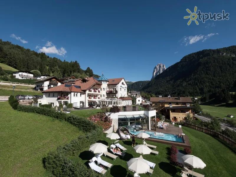 Фото отеля Alpenheim Charming & Spa Hotel 4* Val Gardena Itālija ārpuse un baseini