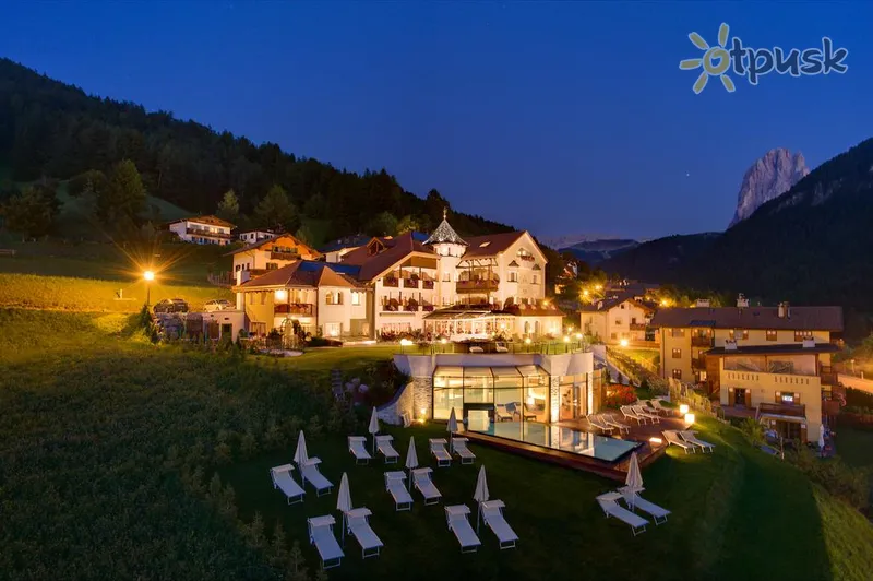 Фото отеля Alpenheim Charming & Spa Hotel 4* Валь Гардена Италия экстерьер и бассейны
