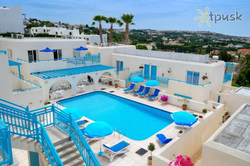 Фото отеля Sunny Hill Hotel Apartments 3* Patoss Kipra ārpuse un baseini