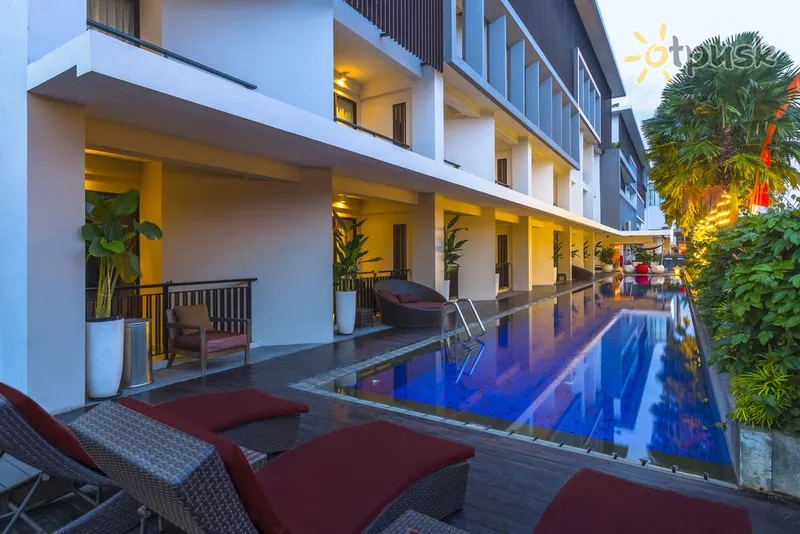 Фото отеля Harris Hotel Seminyak 4* Seminjaka (Bali) Indonēzija ārpuse un baseini