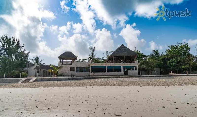 Фото отеля Beach Baby Lodge 3* Нунгві Танзанія пляж