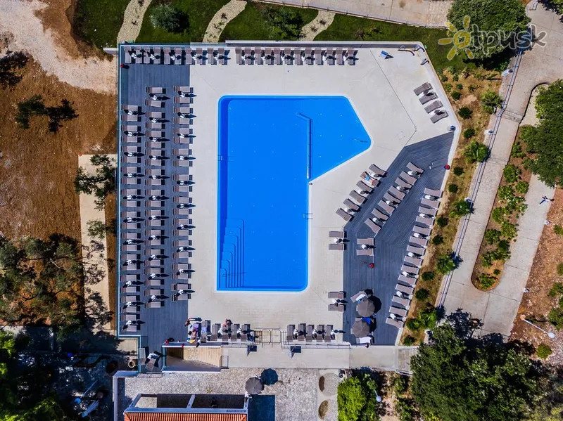 Фото отеля Medena Hotel 3* Trogiras Kroatija išorė ir baseinai