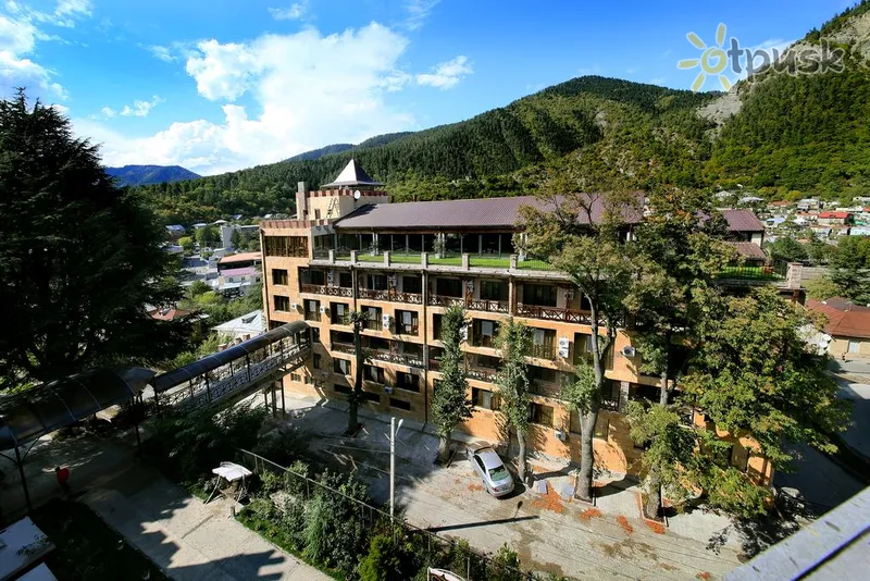 Фото отеля Borjomi Palace 5* Боржоми Грузия экстерьер и бассейны