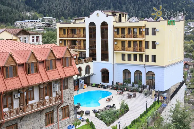 Фото отеля Borjomi Palace 5* Боржоми Грузия экстерьер и бассейны